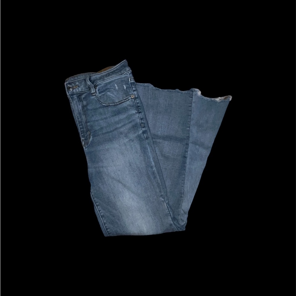 American Eagle Blue Womens Flared Jeans, Size 12 Short.